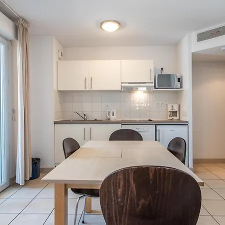 Apartahotel Vacancéole - Résidence Le Crystal Cagnes-sur-Mer