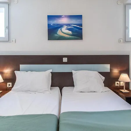 Apartahotel Vacancéole - Résidence Le Crystal 3*
