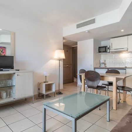 Vacancéole - Résidence Le Crystal Cagnes-sur-Mer