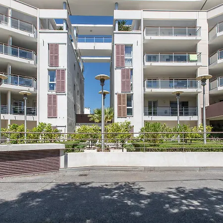 Vacancéole - Résidence Le Crystal Aparthotel 3*