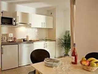 Apartahotel Vacancéole - Résidence Le Crystal Cagnes-sur-Mer
