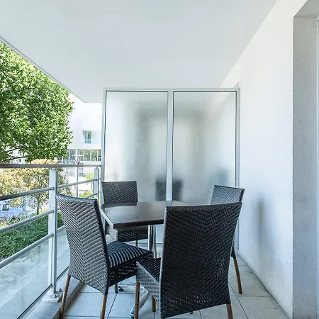 Aparthotel Vacanceole - Le Crystal 2*