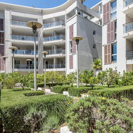 Vacancéole - Résidence Le Crystal Cagnes-sur-Mer