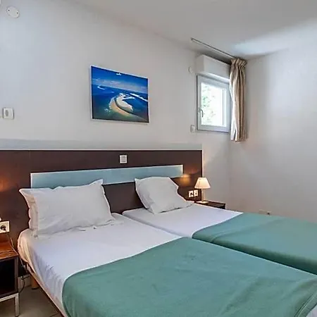 Apartahotel Vacancéole - Résidence Le Crystal 3*