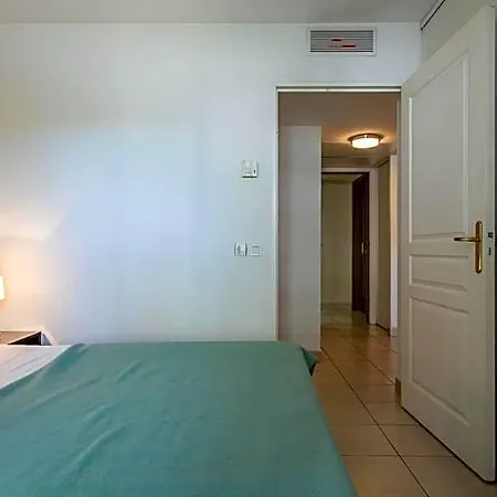 Apartahotel Vacancéole - Résidence Le Crystal