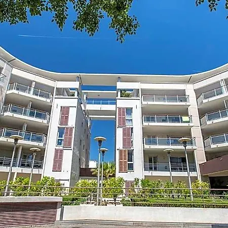 Vacancéole - Résidence Le Crystal Apartahotel