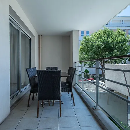 Apartahotel Vacancéole - Résidence Le Crystal 3*