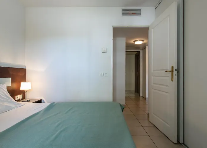 Vacanceole - Le Crystal Aparthotel Cagnes-sur-Mer